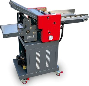 Фальцовщик (фолдер) Weifang Precision HB-382S Фальцовщик (фолдер) Weifang Precision HB-382S