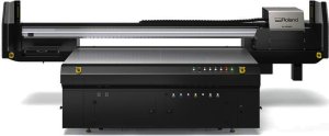 УФ-плоттер Roland IU-1000F УФ-плоттер Roland IU-1000F