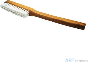 Инструмент Deffner & Johann Щётка для подготовки поверхности, нейлоновая, 3-х-рядная, с ручкой, длина 260 мм Инструмент Deffner & Johann Щётка для подготовки поверхности, нейлоновая, 3-х-рядная, с ручкой, длина 260 мм
